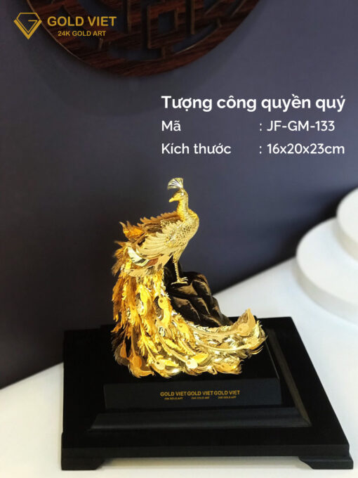 Tượng công quyền quý- Gold Việt