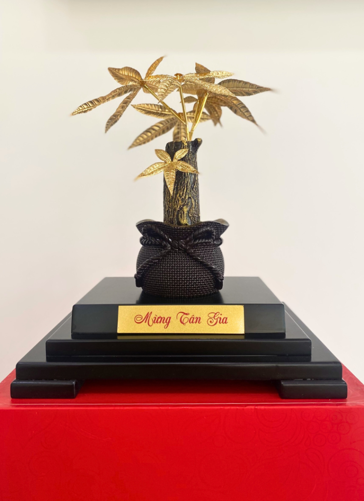 Chậu cây Kim Ngân mạ vàng 24K