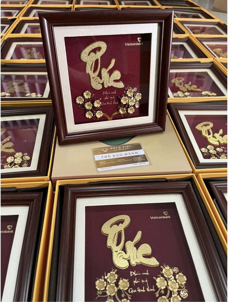 Tranh vàng chữ Phúc